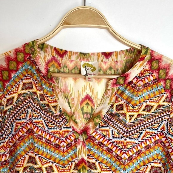 Fig and Flower V Neck Chiffon Geometric Aztec Print M - Picture 5 of 16